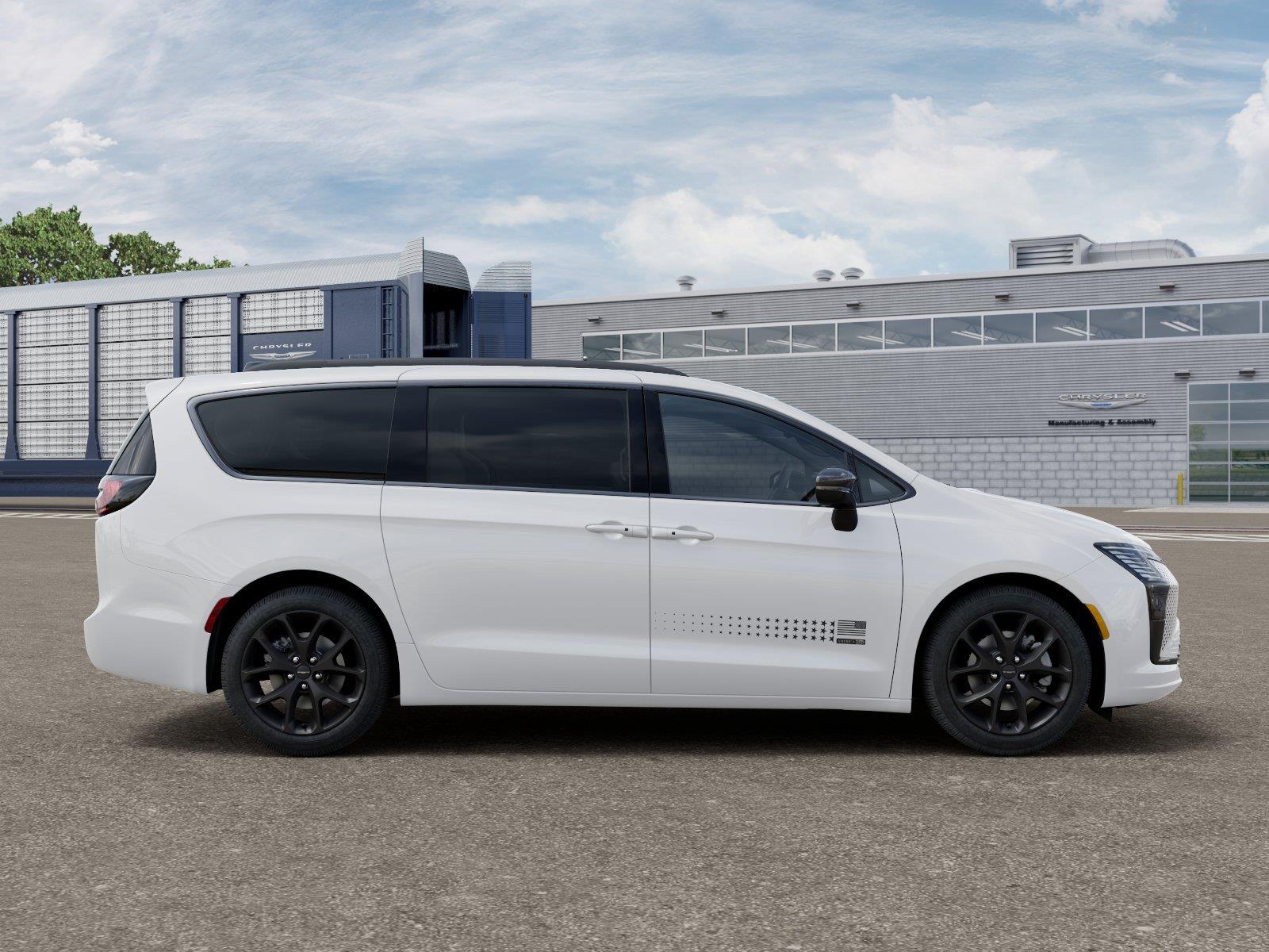 New 2027 Bright White Clearcoat Chrysler Select image 21