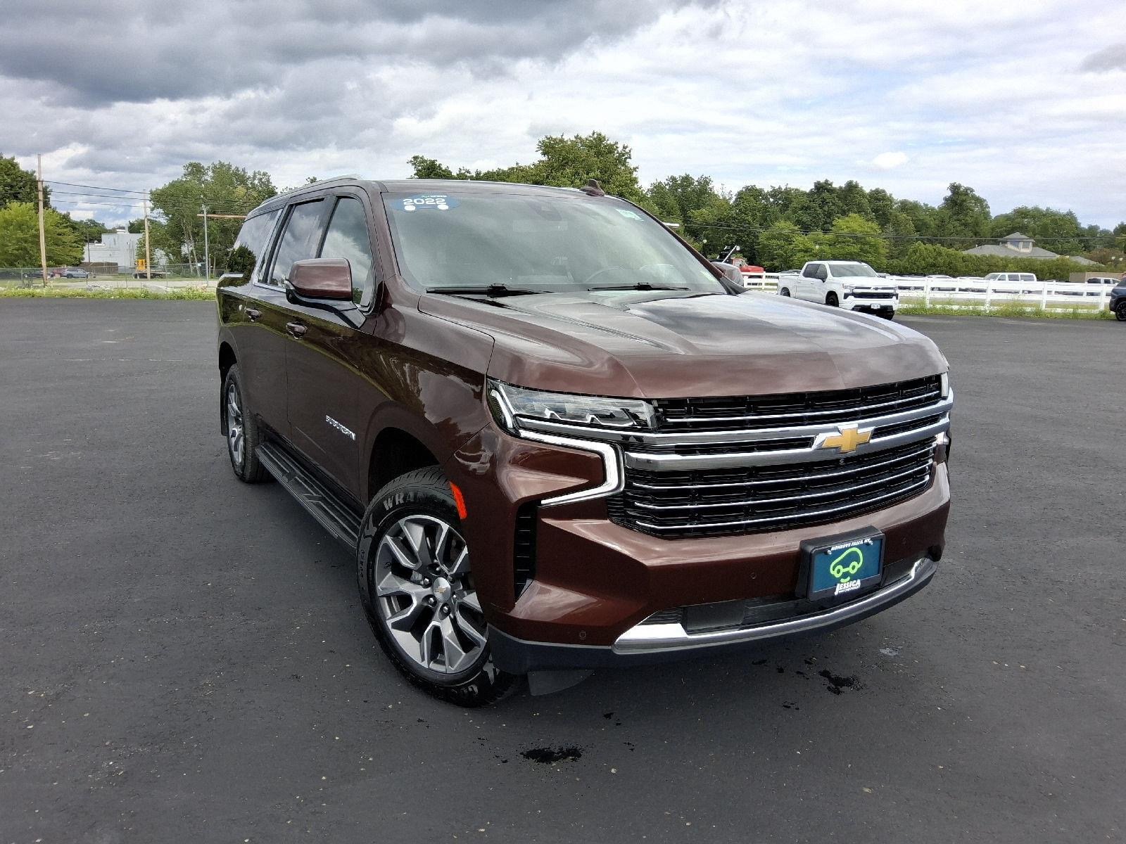 Auburn Metallic 2022 Chevrolet Suburban SUV / Crossover Four-Wheel Drive Automatic