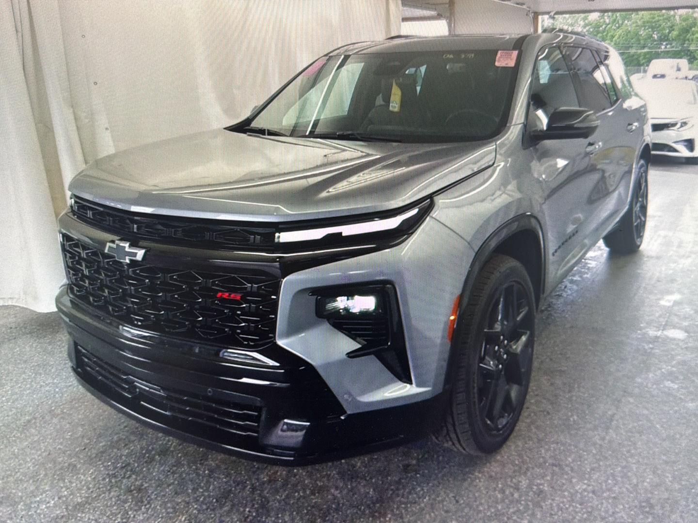 Gray (Sterling Grey Metallic) 2026 Chevrolet Traverse SUV / Crossover Four-Wheel Drive 8-Speed Automatic