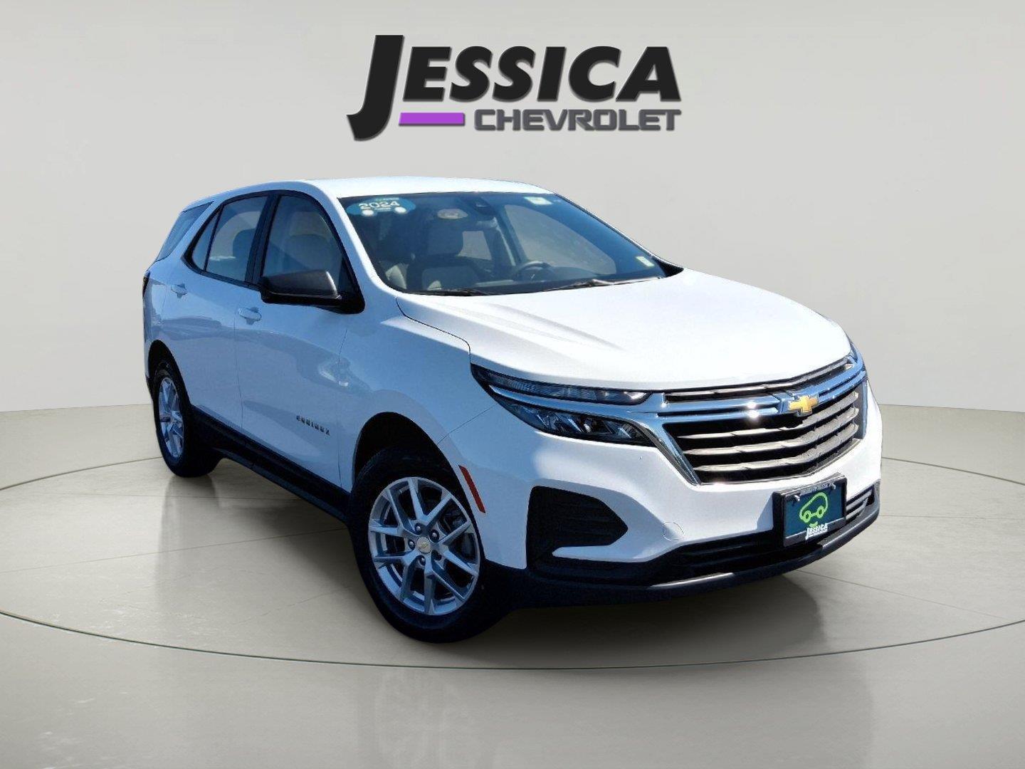 Summit White 2024 Chevrolet Equinox SUV / Crossover Four-Wheel Drive Automatic