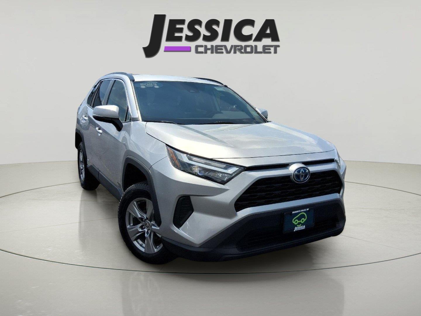 2023 Toyota RAV4 Hybrid Plata (Silver Sky Metallic) SUV/Crossover Tracción en las cuatro ruedas Transmisión variable continua