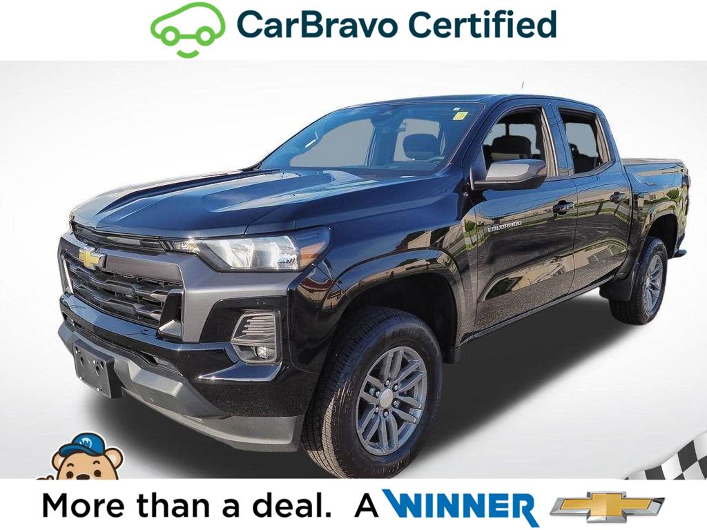 Black 2024 Chevrolet Colorado Pickup Truck Four-Wheel Drive 8-Speed Automatic