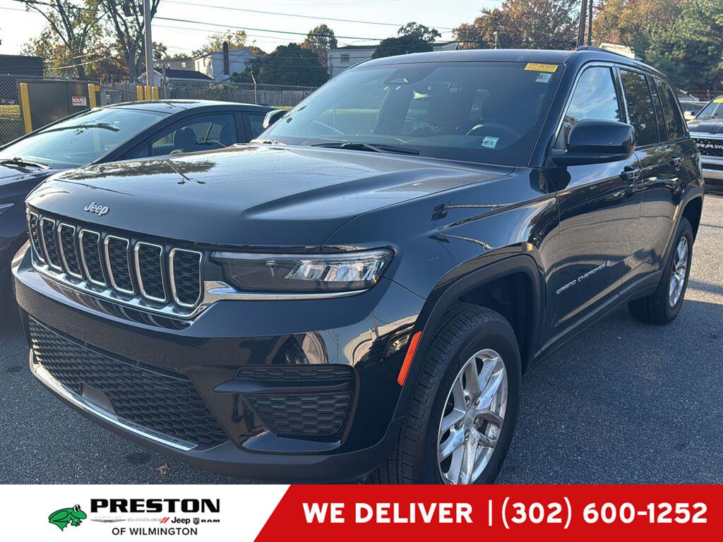 Black 2024 Jeep Grand Cherokee SUV / Crossover Four-Wheel Drive 8-Speed Automatic