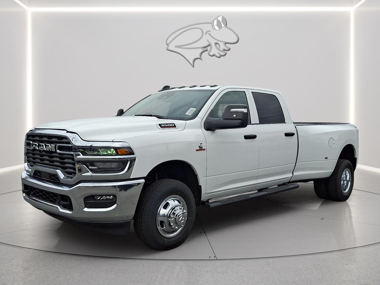 2026 RAM 3500 Tradesman Crew Cab LB DRW 4WD