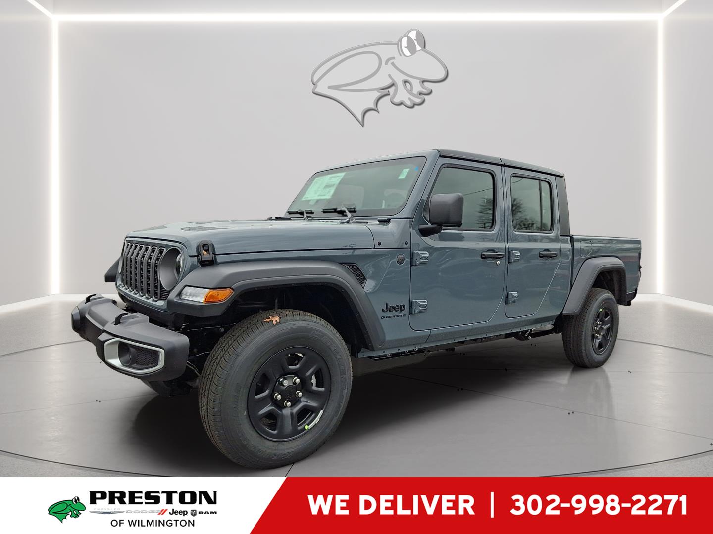 Anvil Clearcoat 2026 Jeep Gladiator Sport Crew Cab 4WD Pickup Truck Four-Wheel Drive 8-Speed Automatic