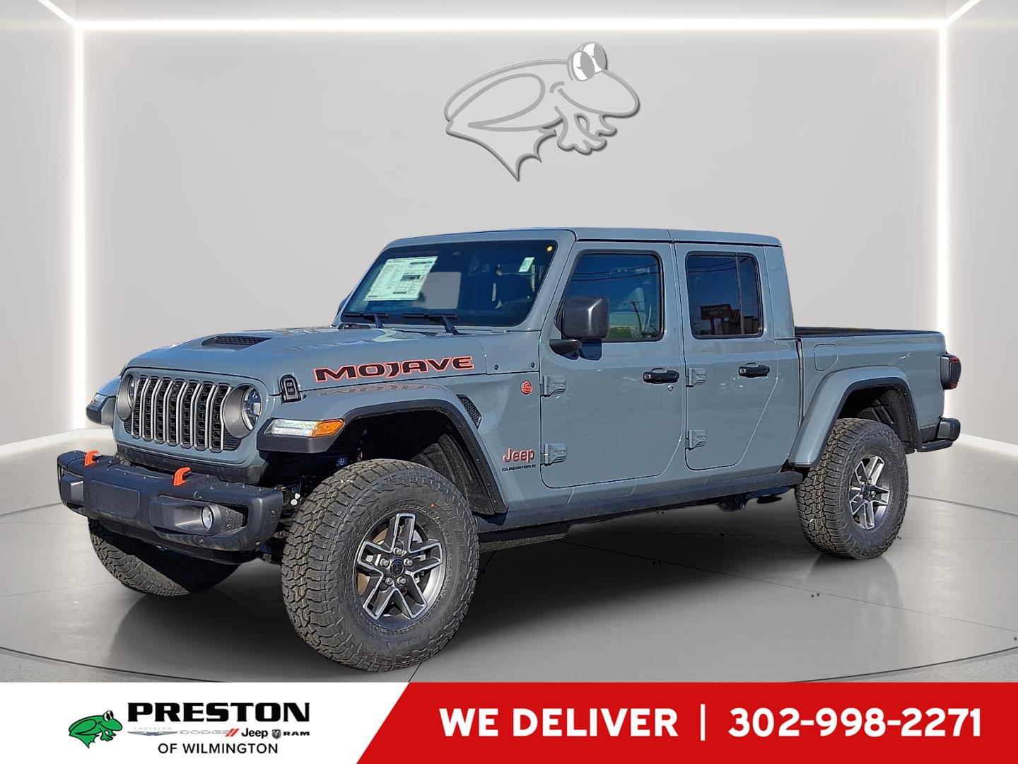 Anvil Clearcoat 2026 Jeep Gladiator Mojave X Crew Cab 4WD Pickup Truck Four-Wheel Drive 8-Speed Automatic