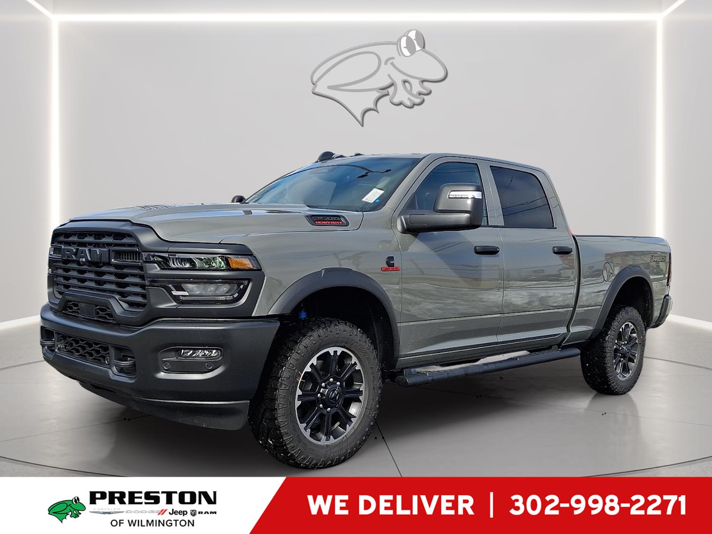 Ceramic Gray Clearcoat 2026 RAM 2500 Warlock 4dr Crew Cab 4WD Pickup Truck 4X2 8-Speed Automatic