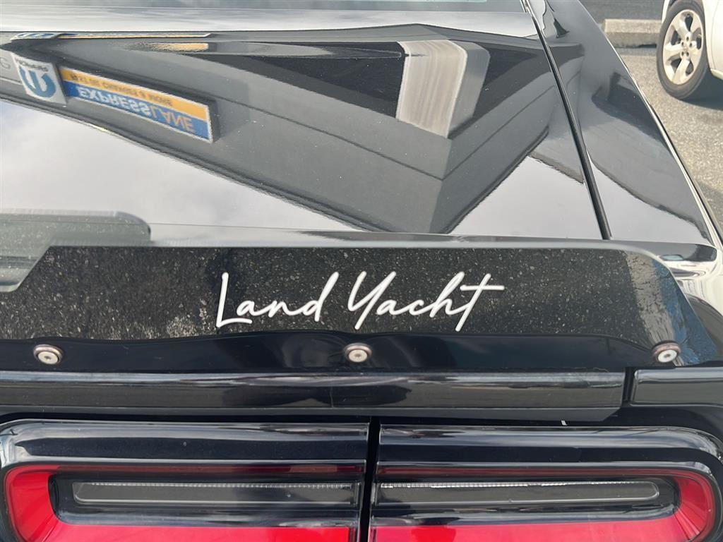 2011 Dodge Challenger SRT8 392 RWD