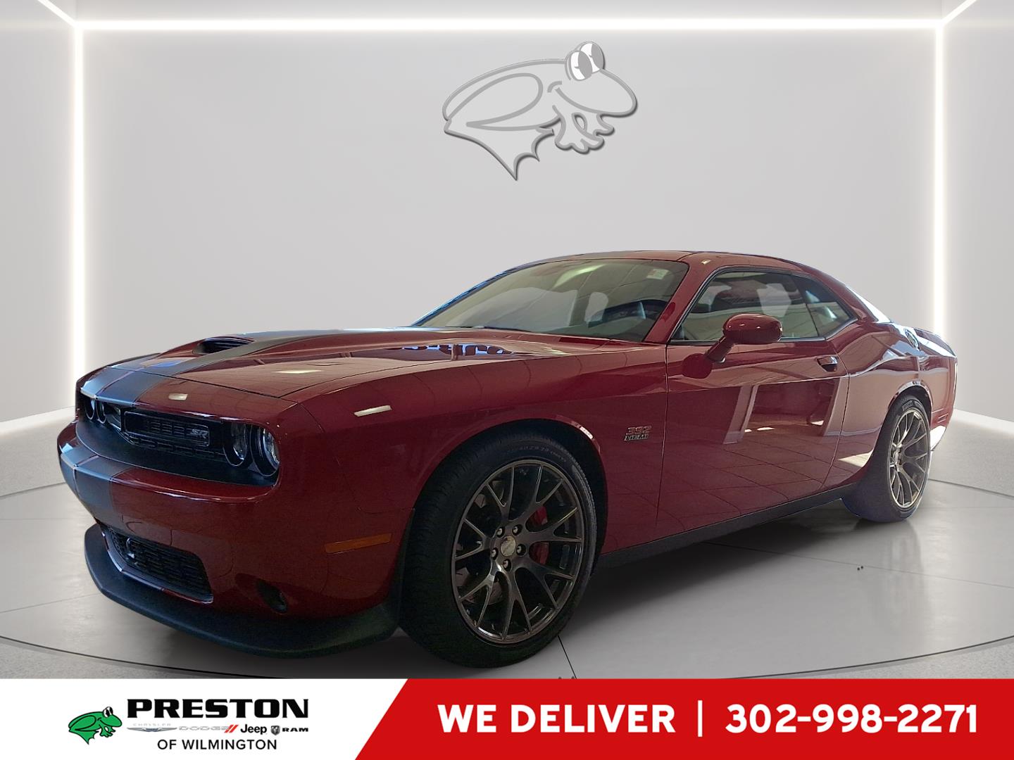 Redline Red Tricoat Pearl 2016 Dodge Challenger SRT 392 RWD Coupe Rear-Wheel Drive 8-Speed Automatic
