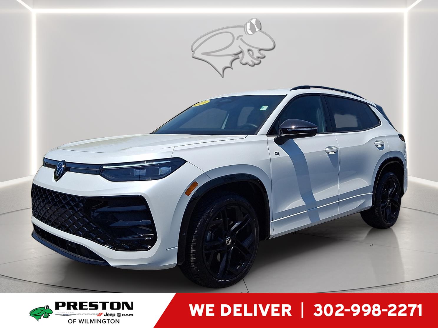 Opal White Pearl 2025 Volkswagen Tiguan SE R-Line Black 4Motion SUV / Crossover All-Wheel Drive Automatic