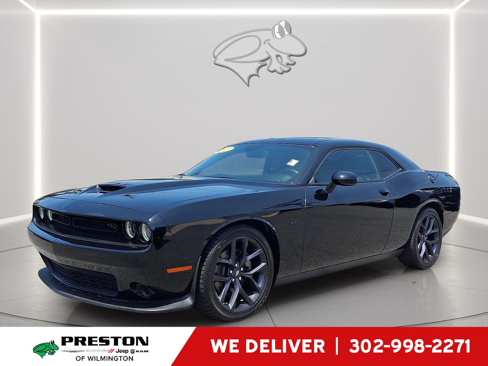 Pitch Black Clearcoat 2023 Dodge Challenger R/T RWD Coupe Rear-Wheel Drive 8-Speed Automatic