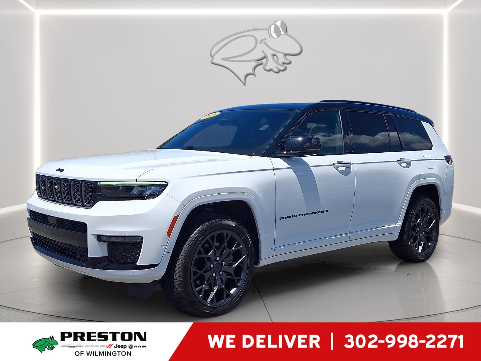 Bright White Clearcoat 2025 Jeep Grand Cherokee L SUV / Crossover Four-Wheel Drive 8-Speed Automatic