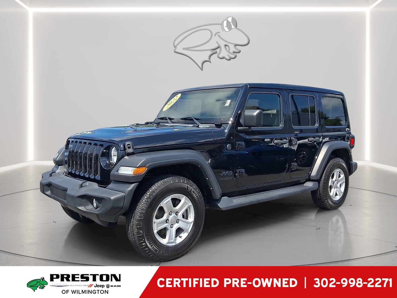 Black Clearcoat 2022 Jeep Wrangler SUV / Crossover Four-Wheel Drive 8-Speed Automatic