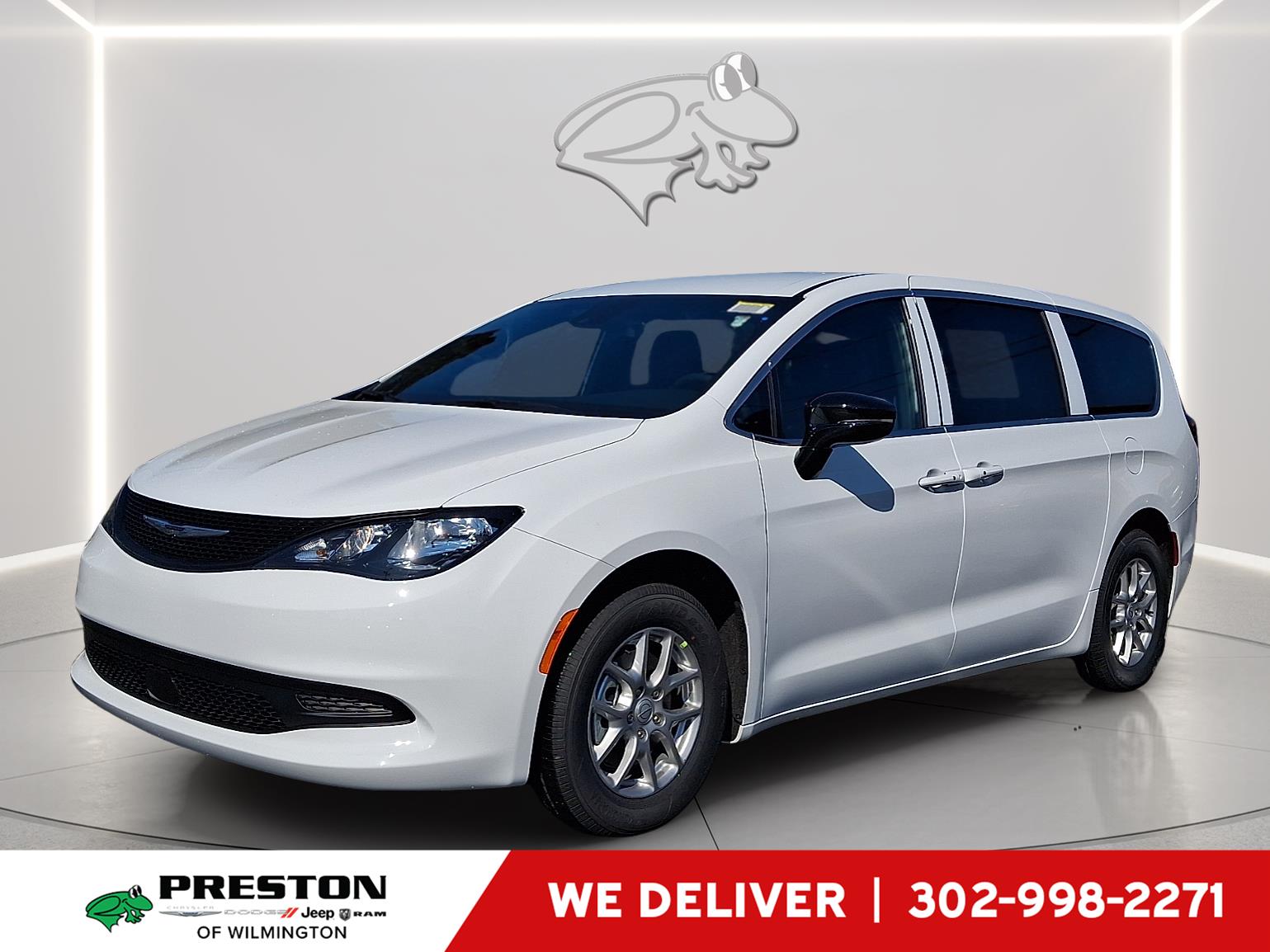 Bright White Clearcoat 2026 Chrysler Voyager Minivan Front-Wheel Drive 9-Speed Automatic