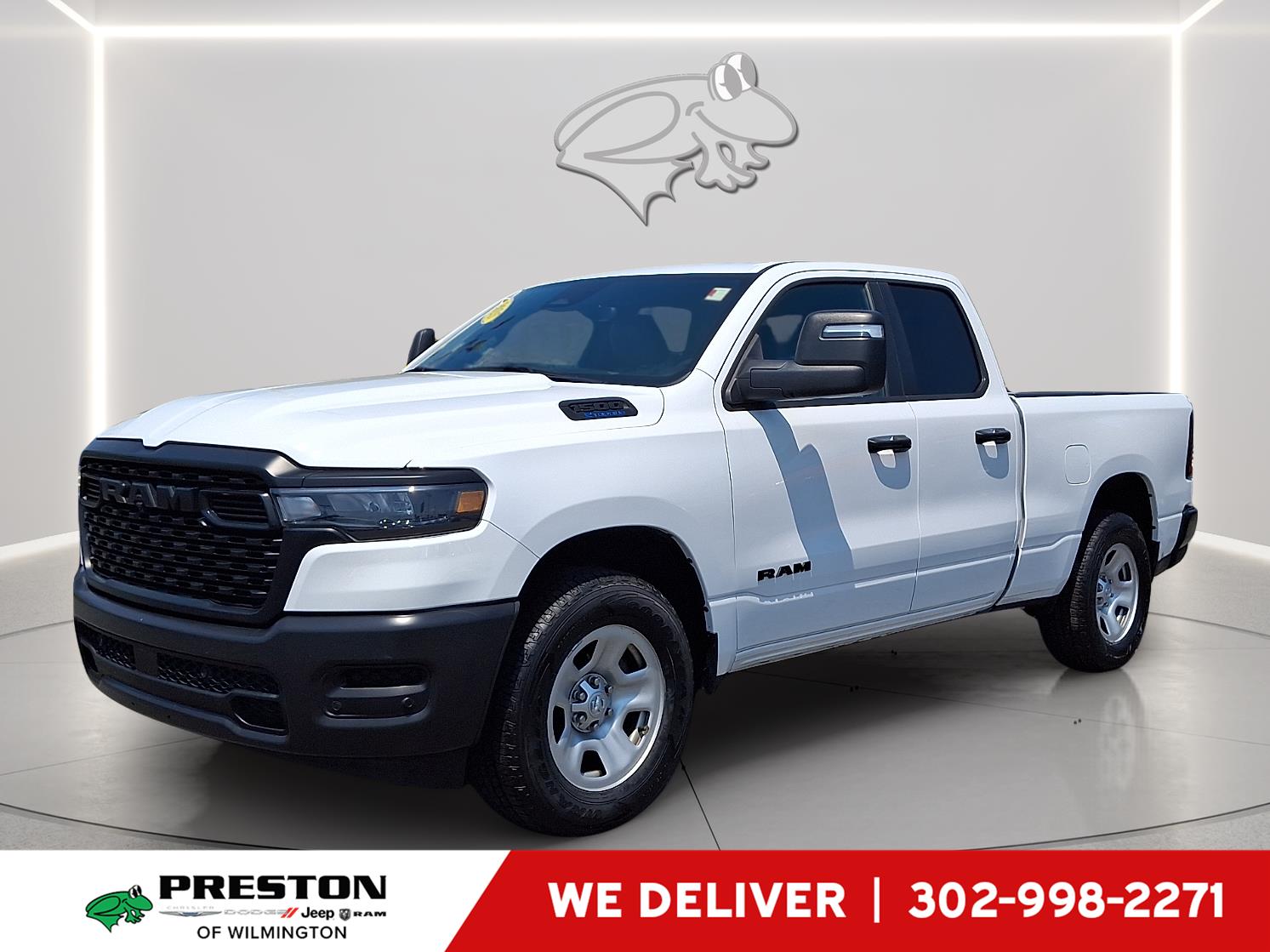 Bright White Clearcoat 2025 RAM 1500 Pickup Truck Four-Wheel Drive 8-Speed Automatic