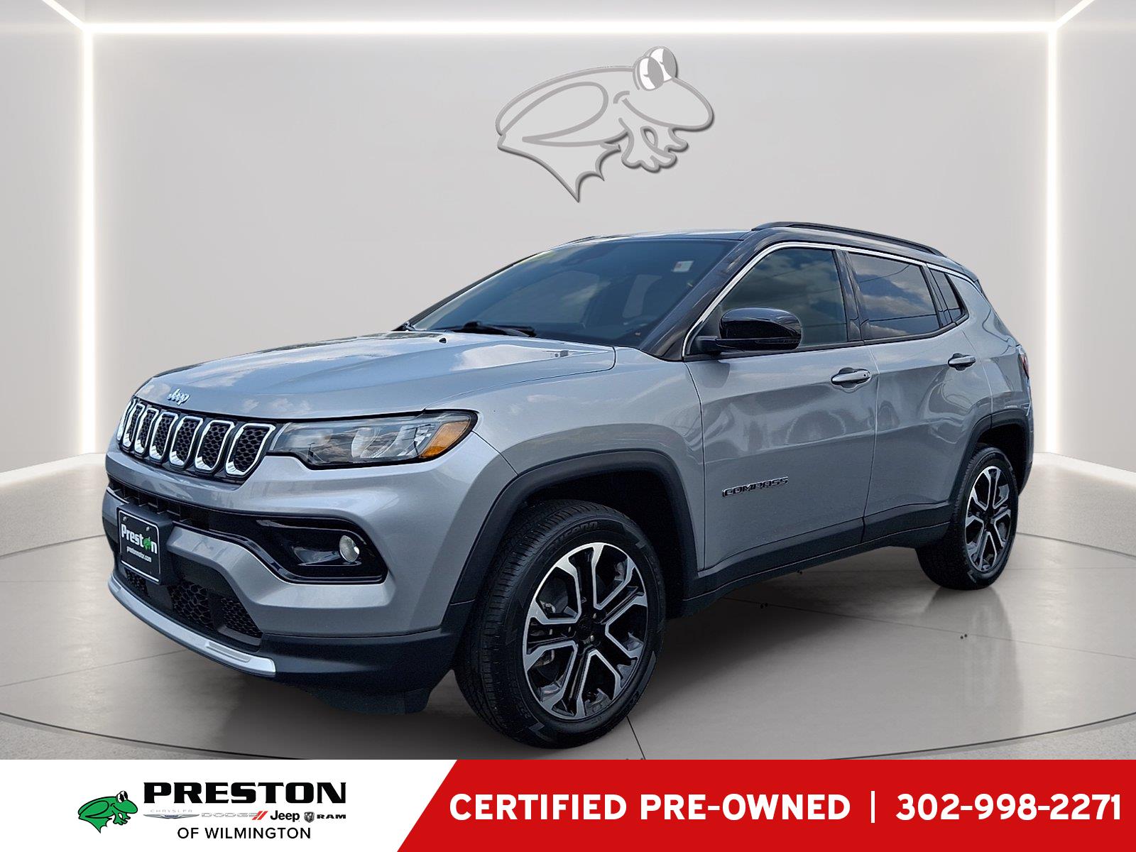 Black Clearcoat 2024 Jeep Compass SUV / Crossover Four-Wheel Drive 8-Speed Automatic