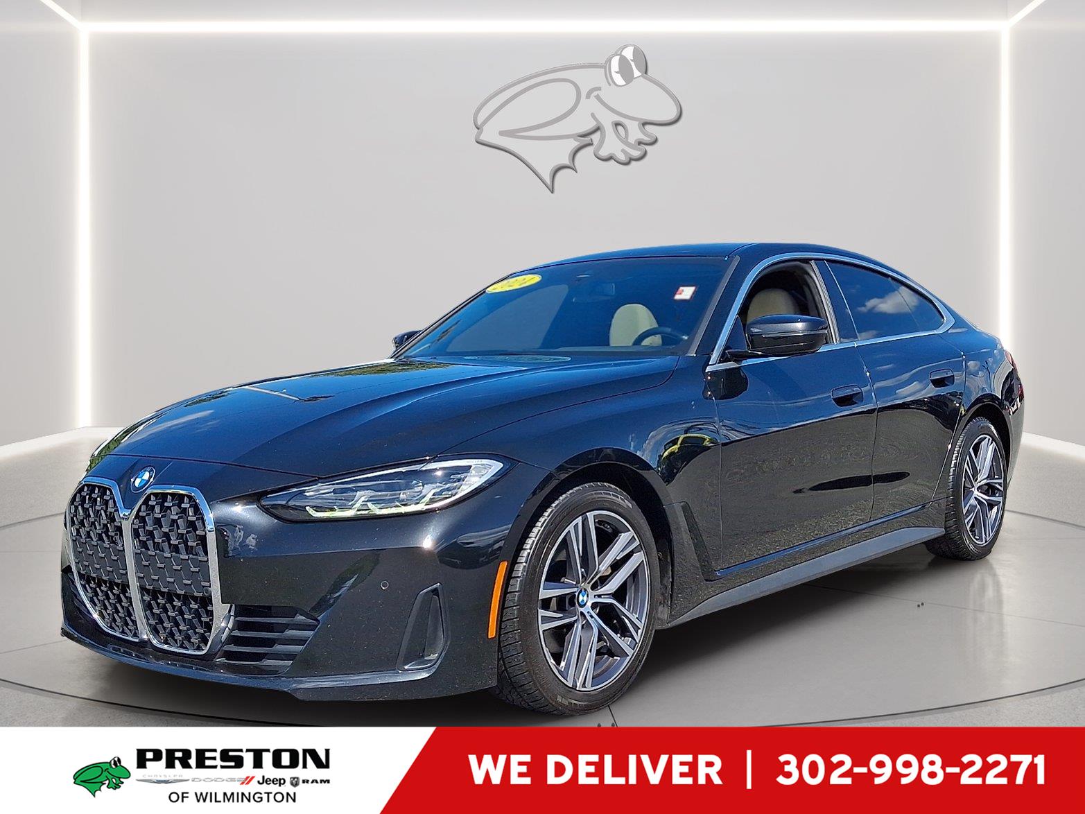 Black Sapphire Metallic 2024 BMW 4 Series Sedan All-Wheel Drive Automatic