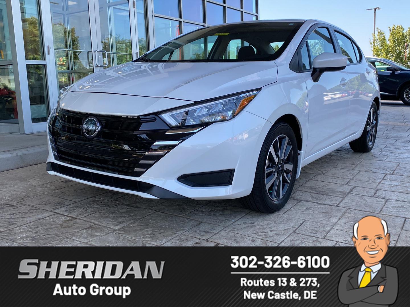 Aspen White Tricoat 2025 Nissan Versa Sedan Front-Wheel Drive Continuously Variable Transmission