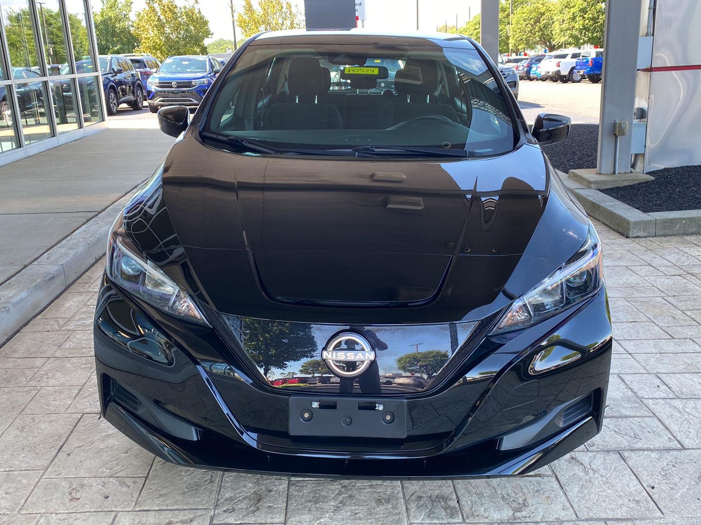 Used 2023 Super Black Nissan S image 2