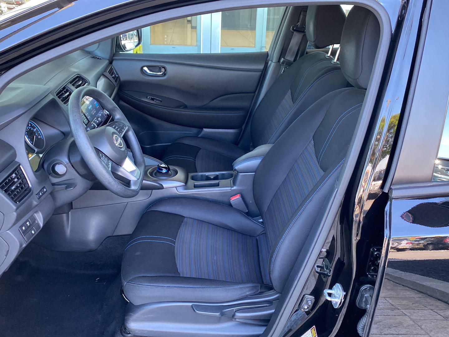 Used 2023 Super Black Nissan S image 16