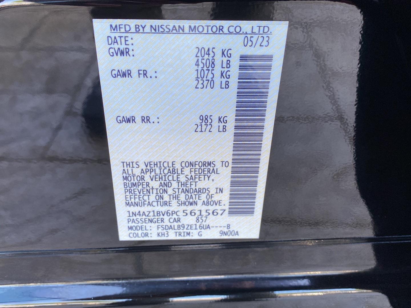 Used 2023 Super Black Nissan S image 13