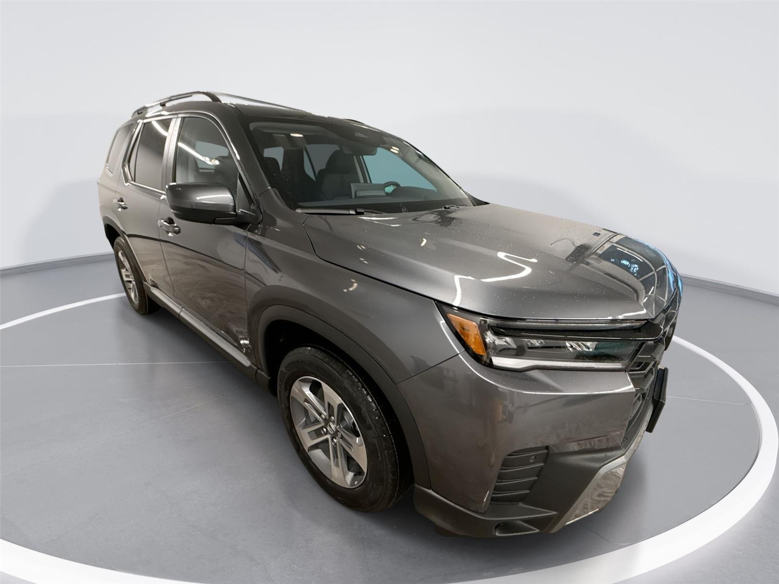 Gray (Modern Steel Metallic) 2026 Honda Pilot SUV / Crossover All-Wheel Drive Automatic