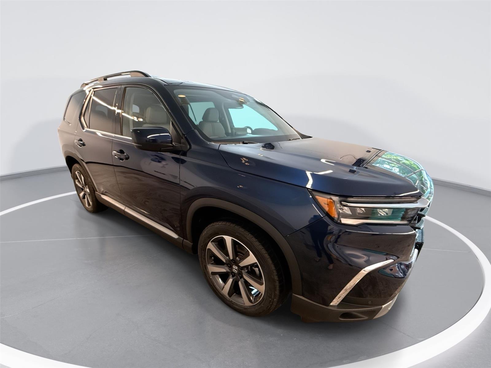 Black (Obsidian Blue Pearl) 2024 Honda Pilot SUV / Crossover All-Wheel Drive Automatic