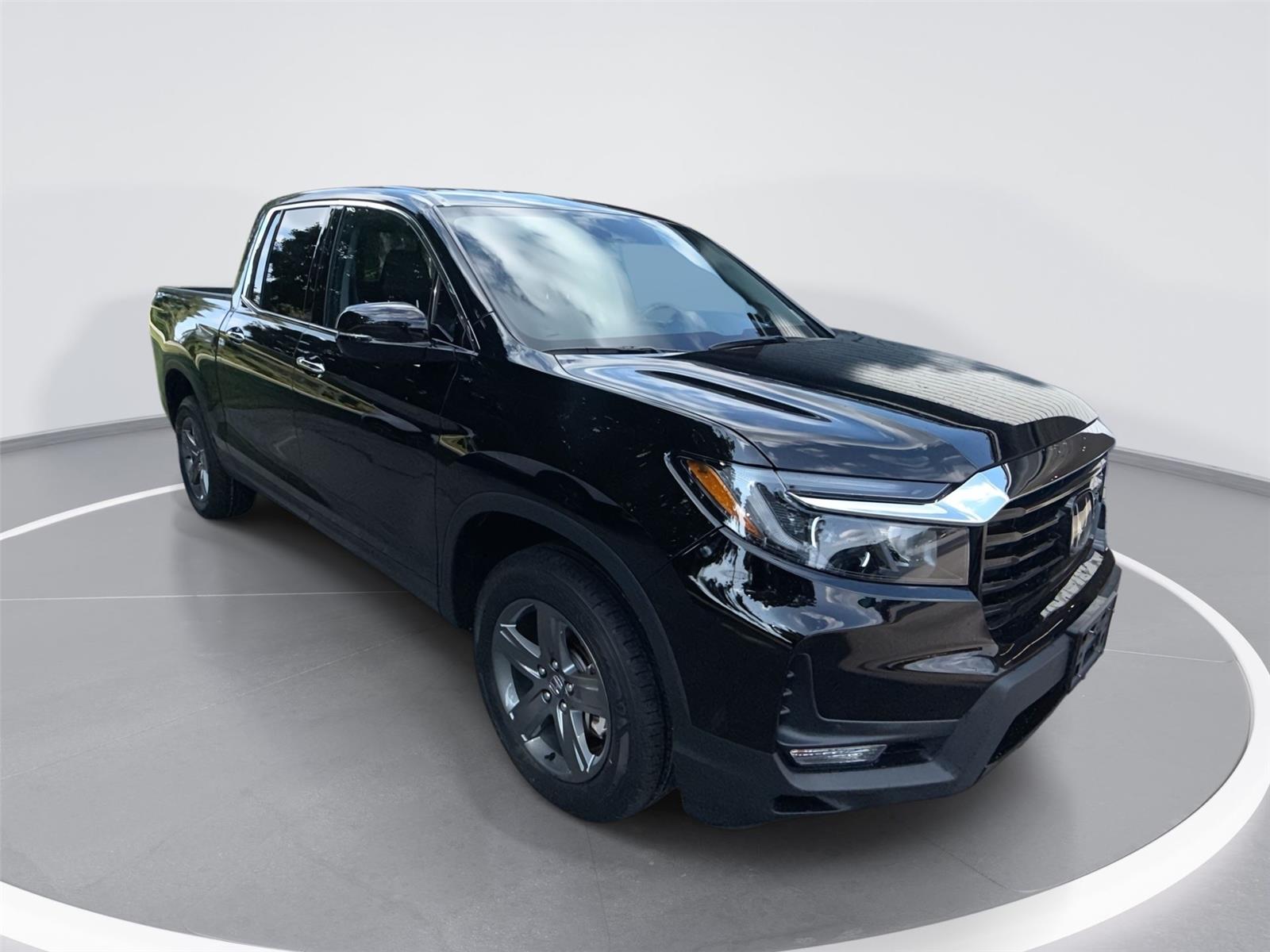 Crystal Black Pearl 2023 Honda Ridgeline Pickup Truck All-Wheel Drive Automatic