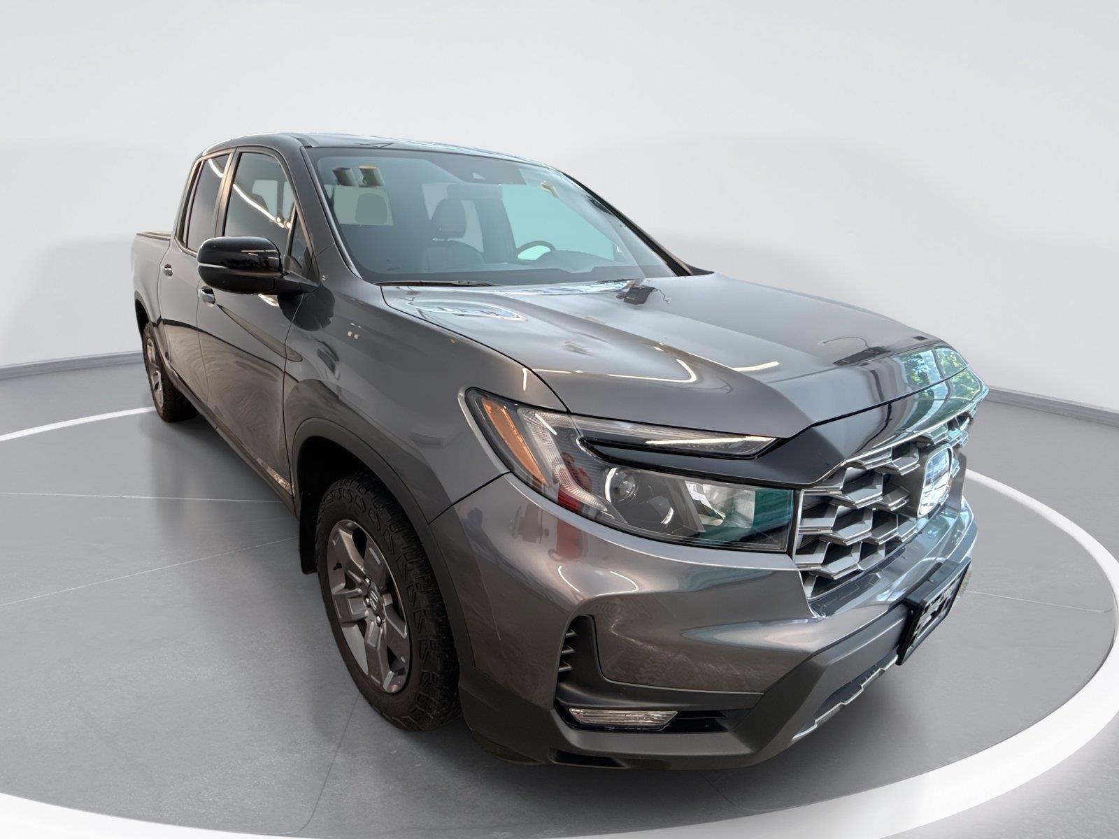 Gray (Modern Steel Metallic) 2024 Honda Ridgeline Pickup Truck All-Wheel Drive Automatic