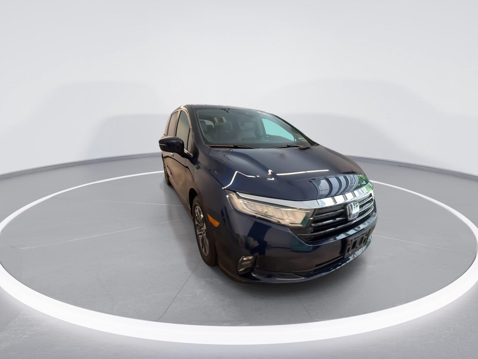 Black (Obsidian Blue Pearl) 2024 Honda Odyssey Minivan Front-Wheel Drive Automatic