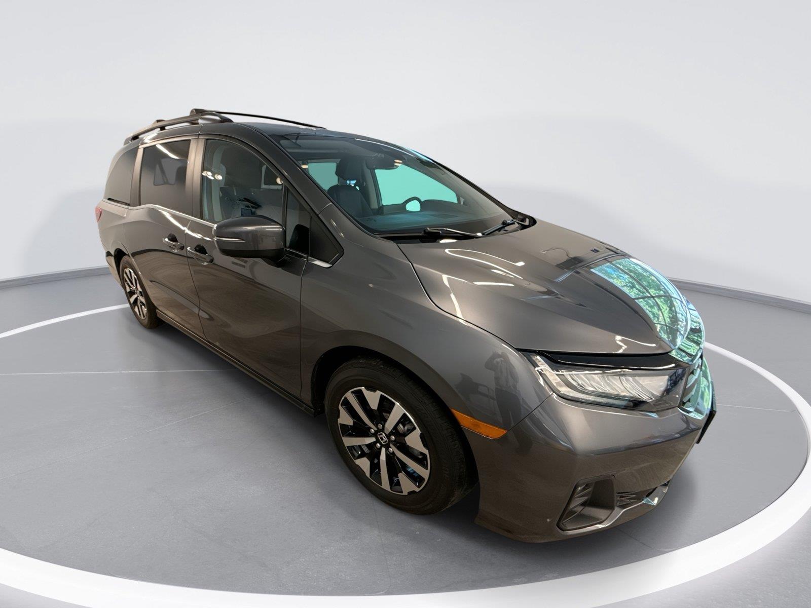  2025 Honda Odyssey EX-L FWD   