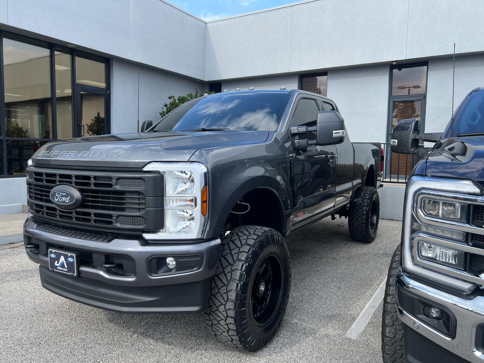 Carbonized Gray 2026 Ford F-250 Super Duty XLT SuperCab 4WD Pickup Truck Four-Wheel Drive Automatic
