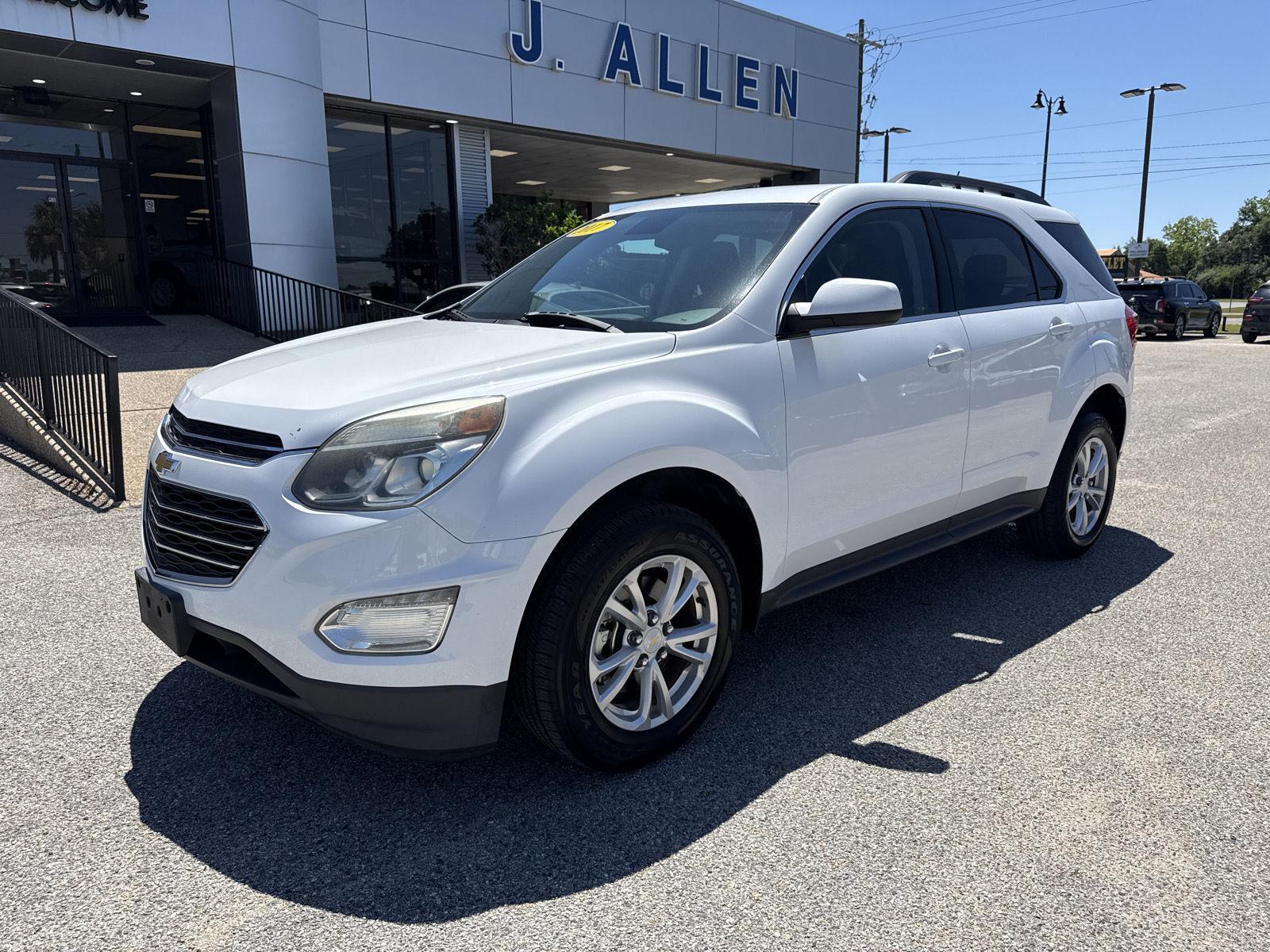 Summit White 2017 Chevrolet Equinox LT FWD SUV / Crossover Front-Wheel Drive 6-Speed Automatic Overdrive