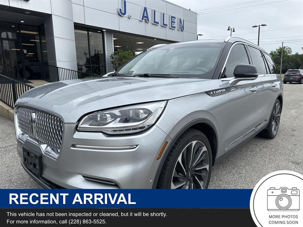 Silver Radiance Metallic 2020 Lincoln Aviator Reserve RWD SUV / Crossover Rear-Wheel Drive Automatic