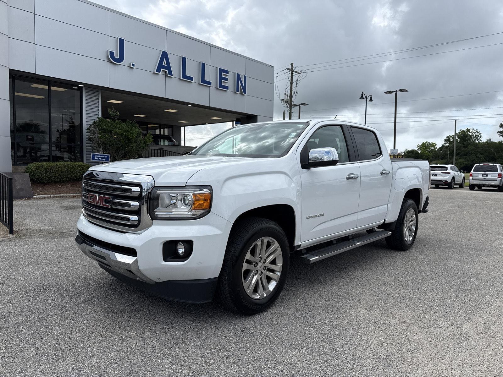 Summit White 2016 GMC Canyon SLT Crew Cab Pickup Truck 4X2 6-Speed Automatic