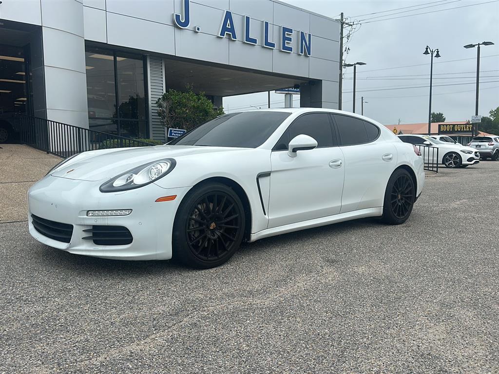2015 Porsche Panamera 4 Sedan All-Wheel Drive Automatic