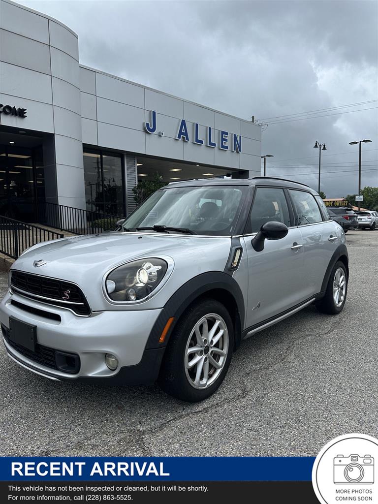 Crystal Silver Metallic 2016 MINI Countryman Cooper S ALL4 AWD SUV / Crossover All-Wheel Drive 6-Speed Manual Overdrive