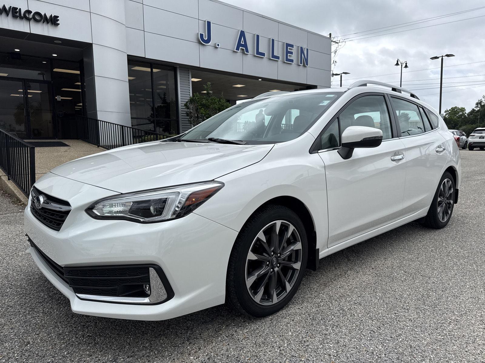 Crystal White Pearl 2022 Subaru Impreza Limited Wagon AWD Wagon All-Wheel Drive Continuously Variable Transmission