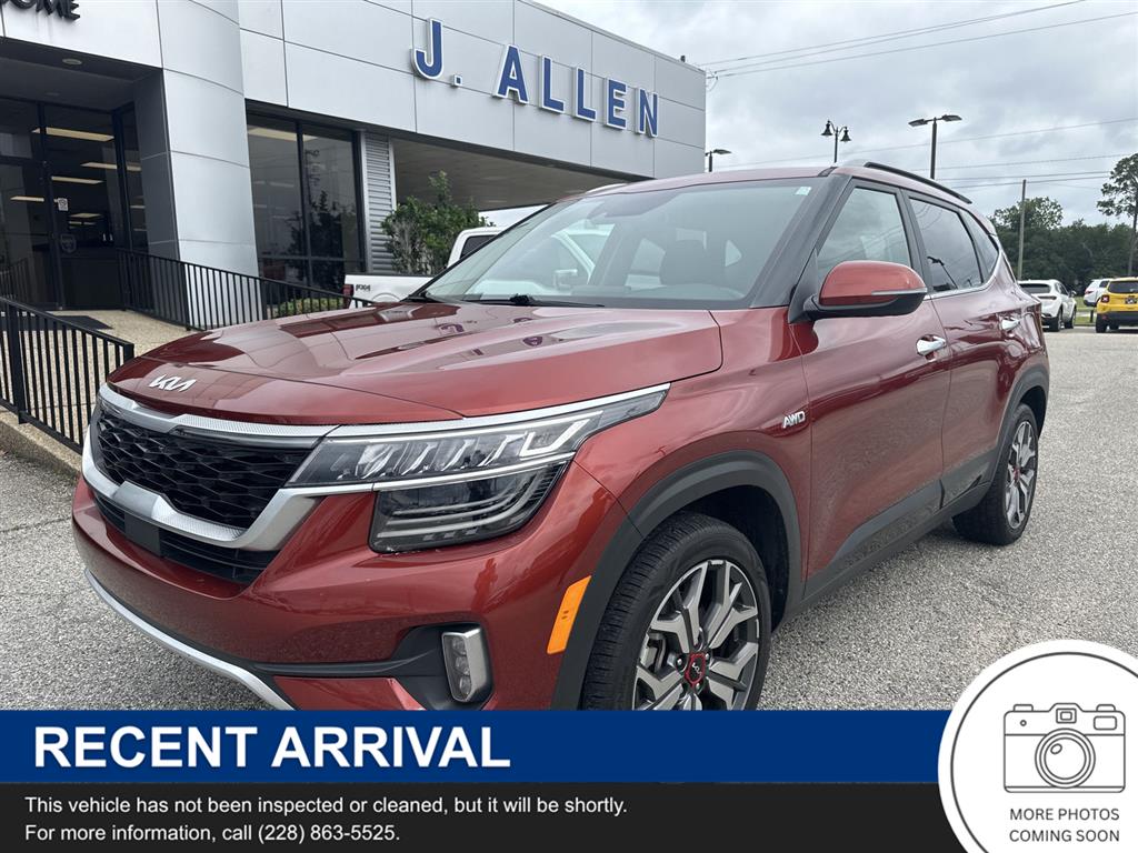 Mars Orange 2023 Kia Seltos SUV / Crossover All-Wheel Drive 7-Speed Automatic