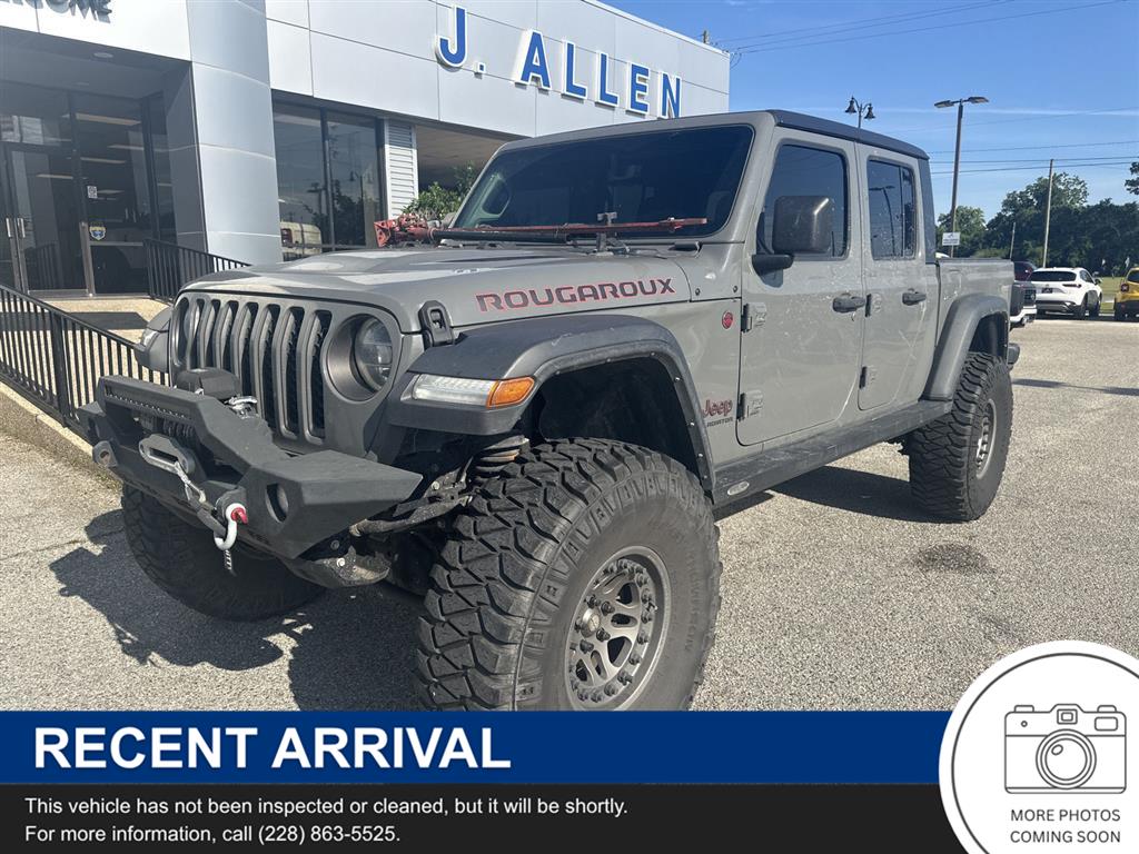 Gray 2021 Jeep Gladiator Pickup Truck Four-Wheel Drive