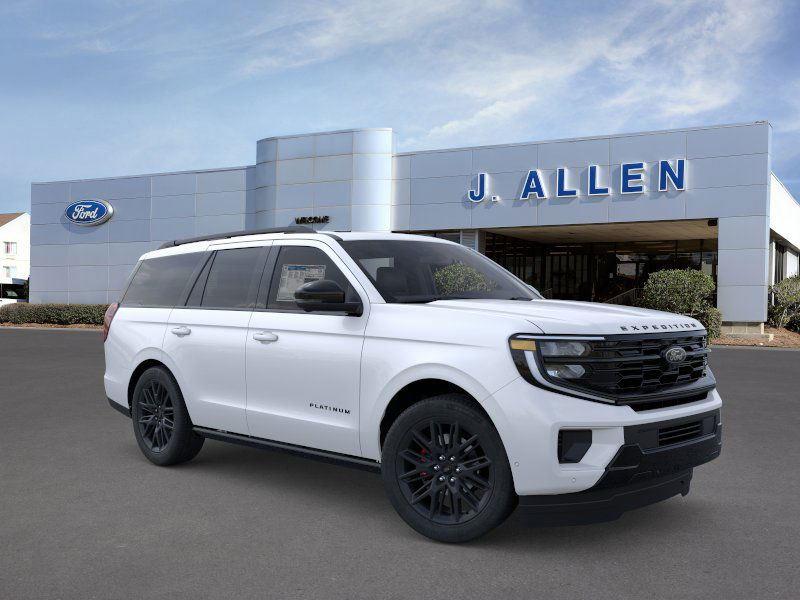 Star White Metallic Tri-Coat 2025 Ford Expedition Platinum 4WD SUV / Crossover Four-Wheel Drive Automatic