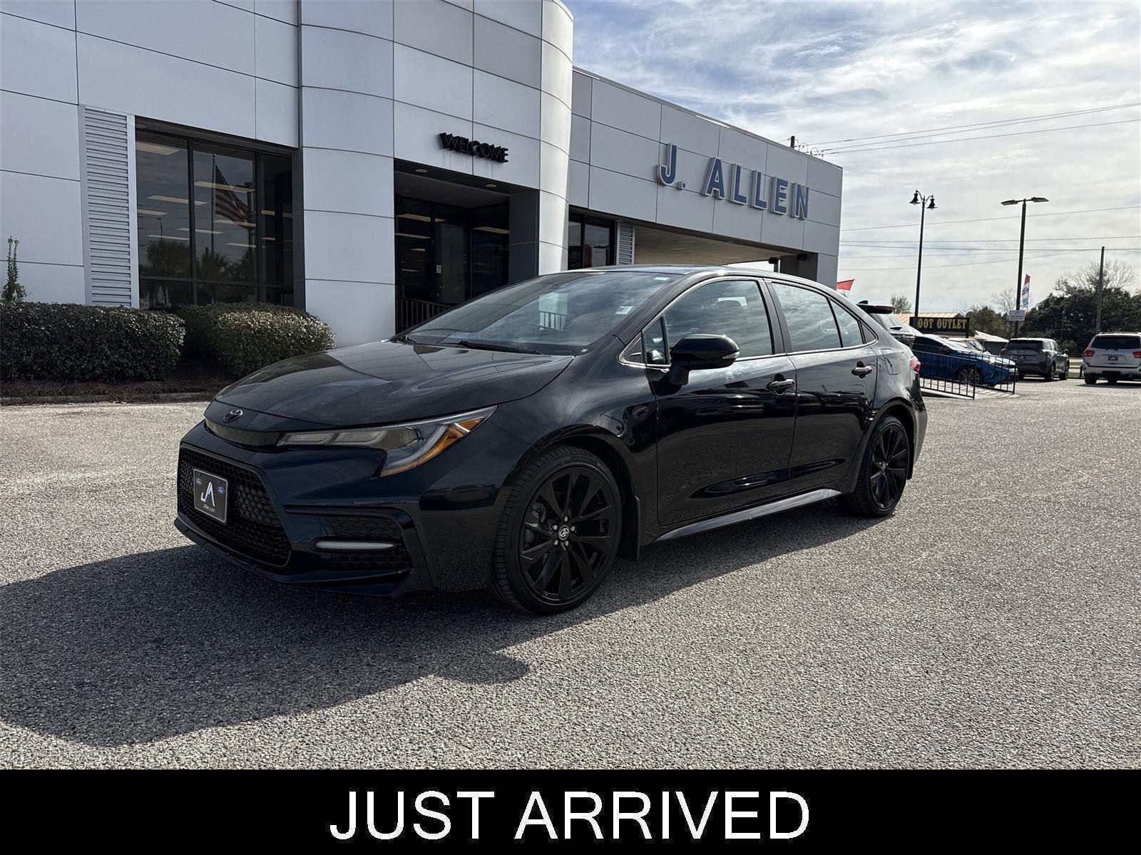 2022 Toyota Corolla SE Nightshade Edition FWD