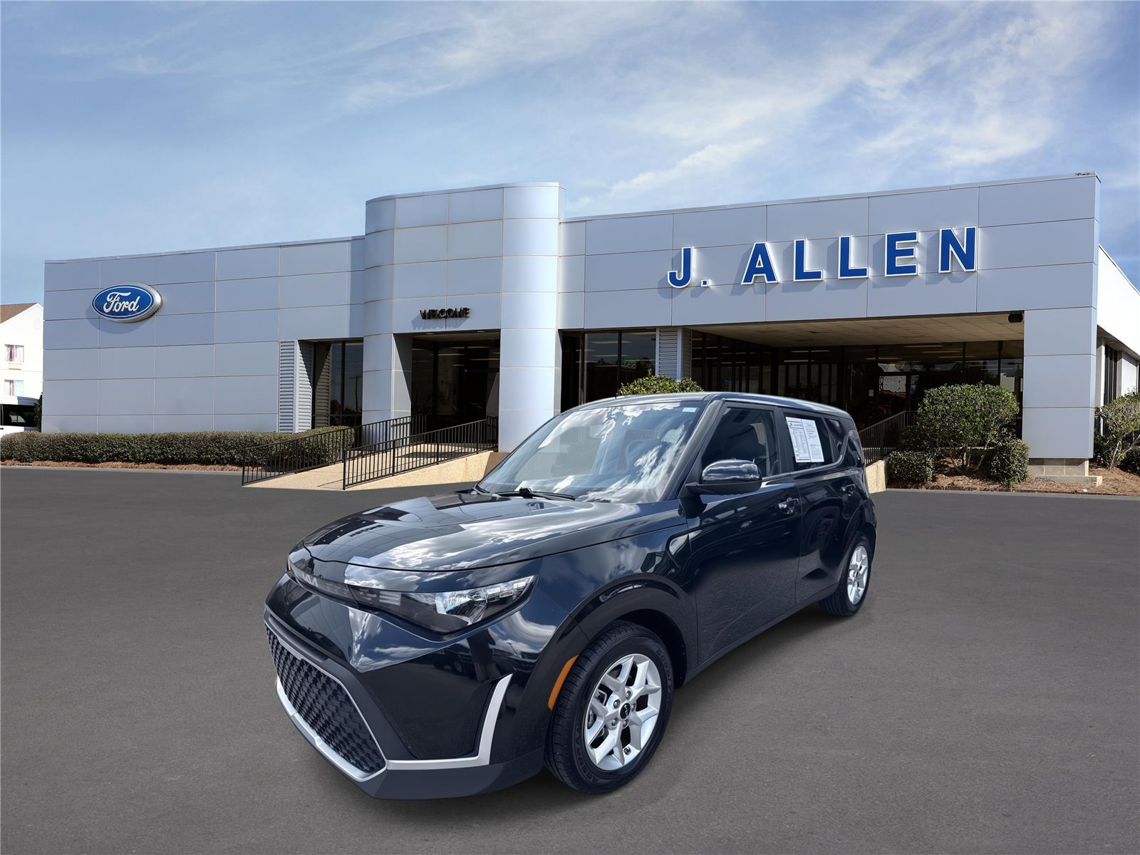 Fusion Black 2024 Kia Soul SUV / Crossover Front-Wheel Drive Continuously Variable Transmission