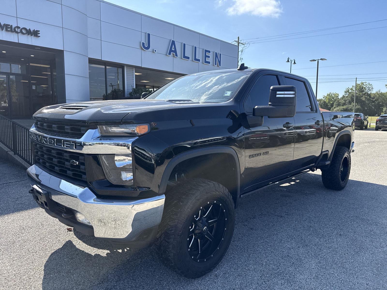  2022 Chevrolet Silverado 2500HD LT Crew Cab 4WD   