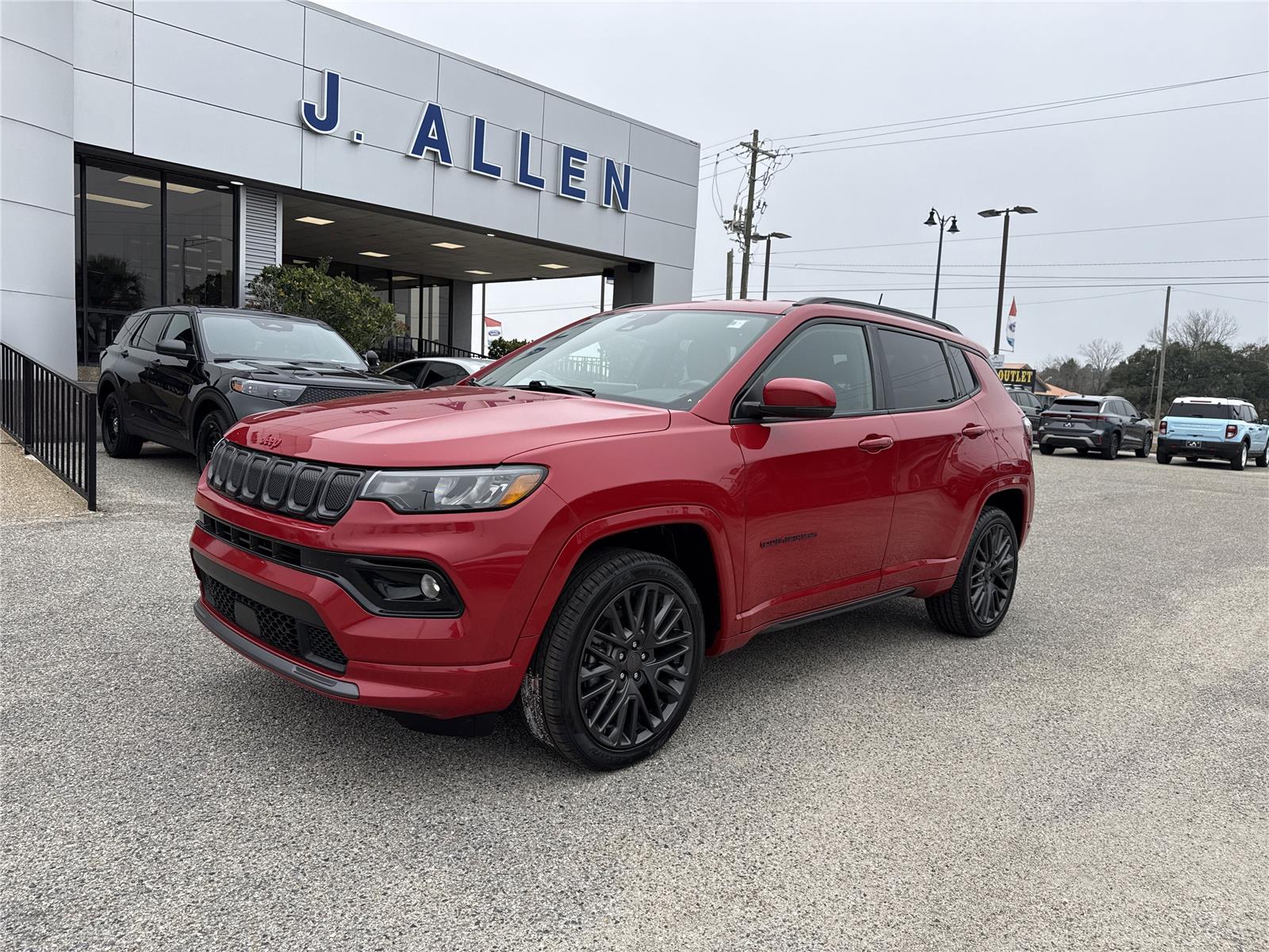 Redline Pearlcoat 2022 Jeep Compass (Red) Edition 4WD SUV / Crossover Four-Wheel Drive 9-Speed Automatic