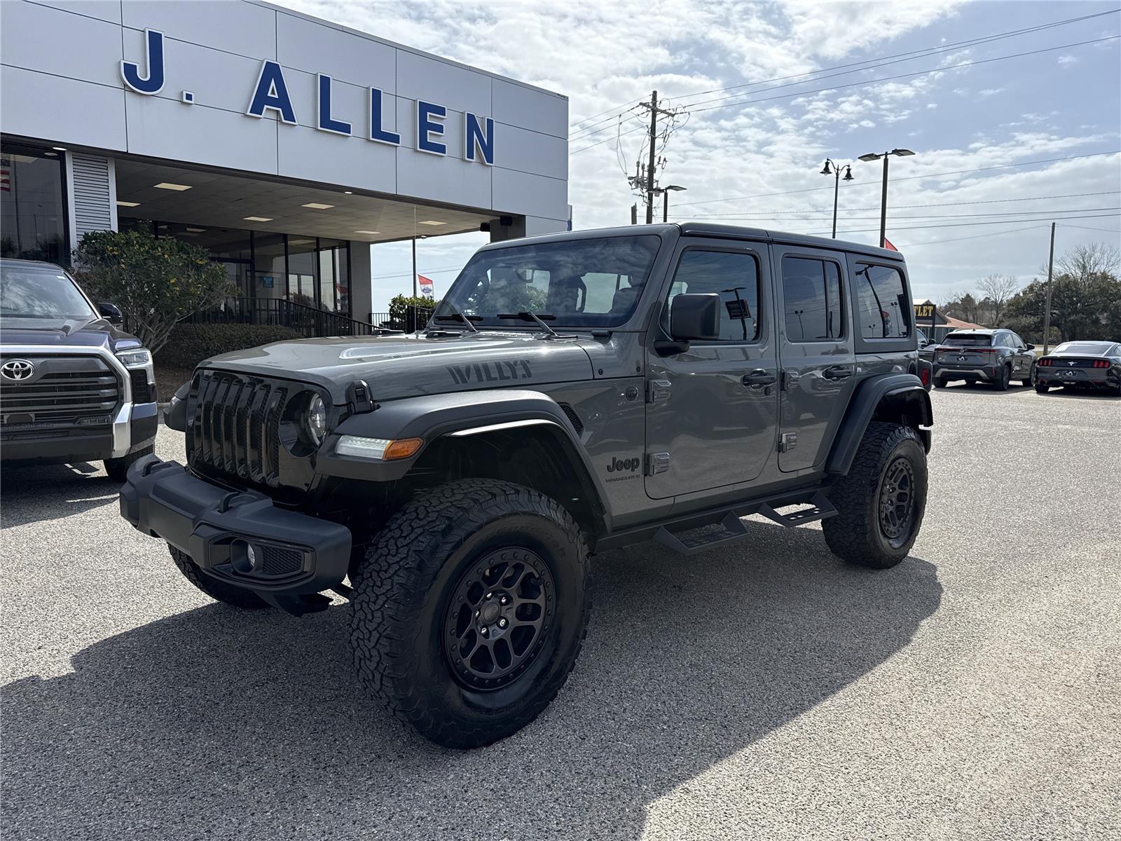 2023 Jeep Wrangler Willys 4-Door 4WD