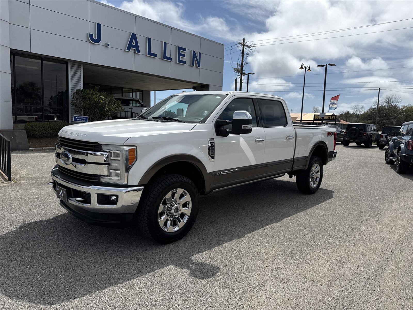 2017 Ford F-250 Super Duty King Ranch Crew Cab 4WD