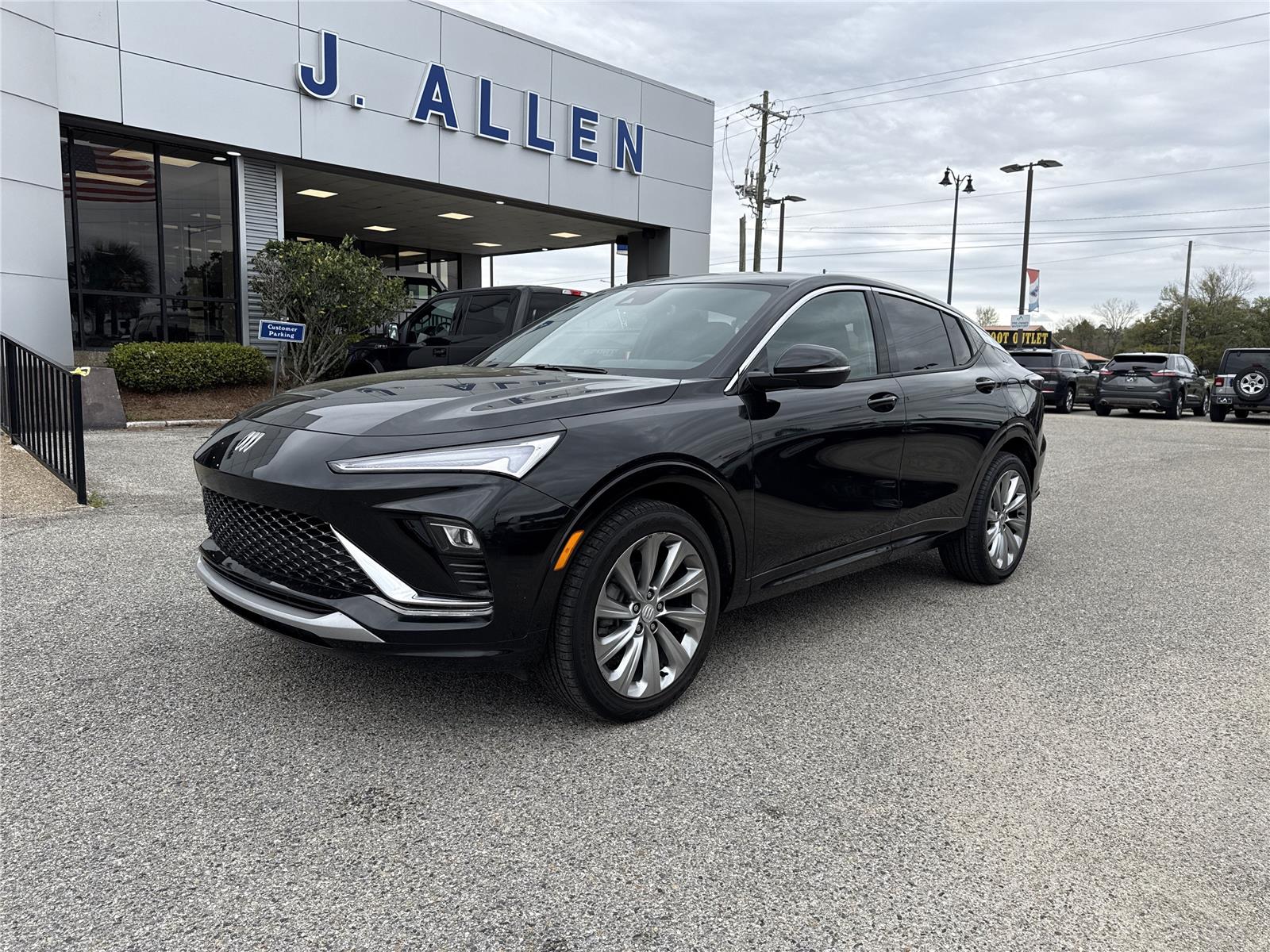 Black (Ebony Twilight Metallic) 2024 Buick Envista Avenir FWD SUV / Crossover Front-Wheel Drive 6-Speed Automatic