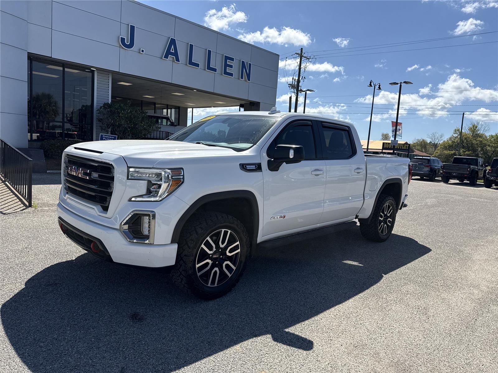 2021 GMC Sierra 1500 AT4 Crew Cab 4WD