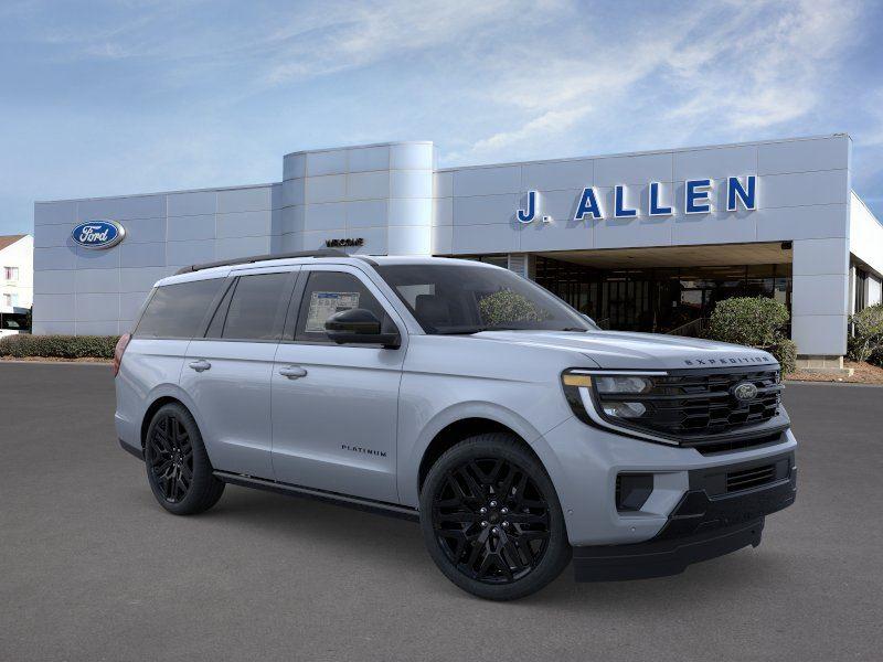 Glacier Gray Metallic Tri-Coat 2026 Ford Expedition SUV / Crossover Four-Wheel Drive Automatic